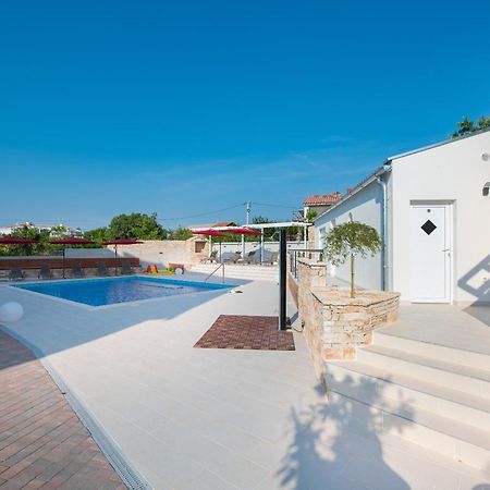 Villa Anja 2Nd Floor Peroj Kültér fotó