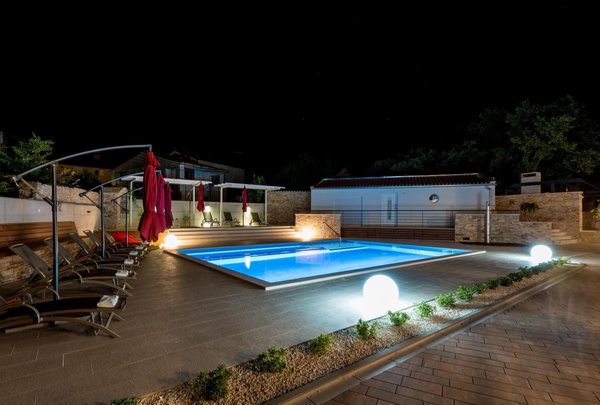 Villa Anja 2Nd Floor Peroj Kültér fotó