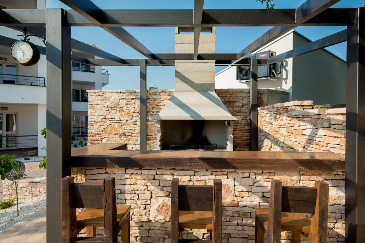 Villa Anja 2Nd Floor Peroj Kültér fotó