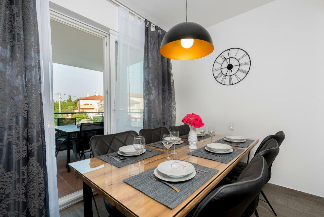 Villa Anja 2Nd Floor Peroj Kültér fotó