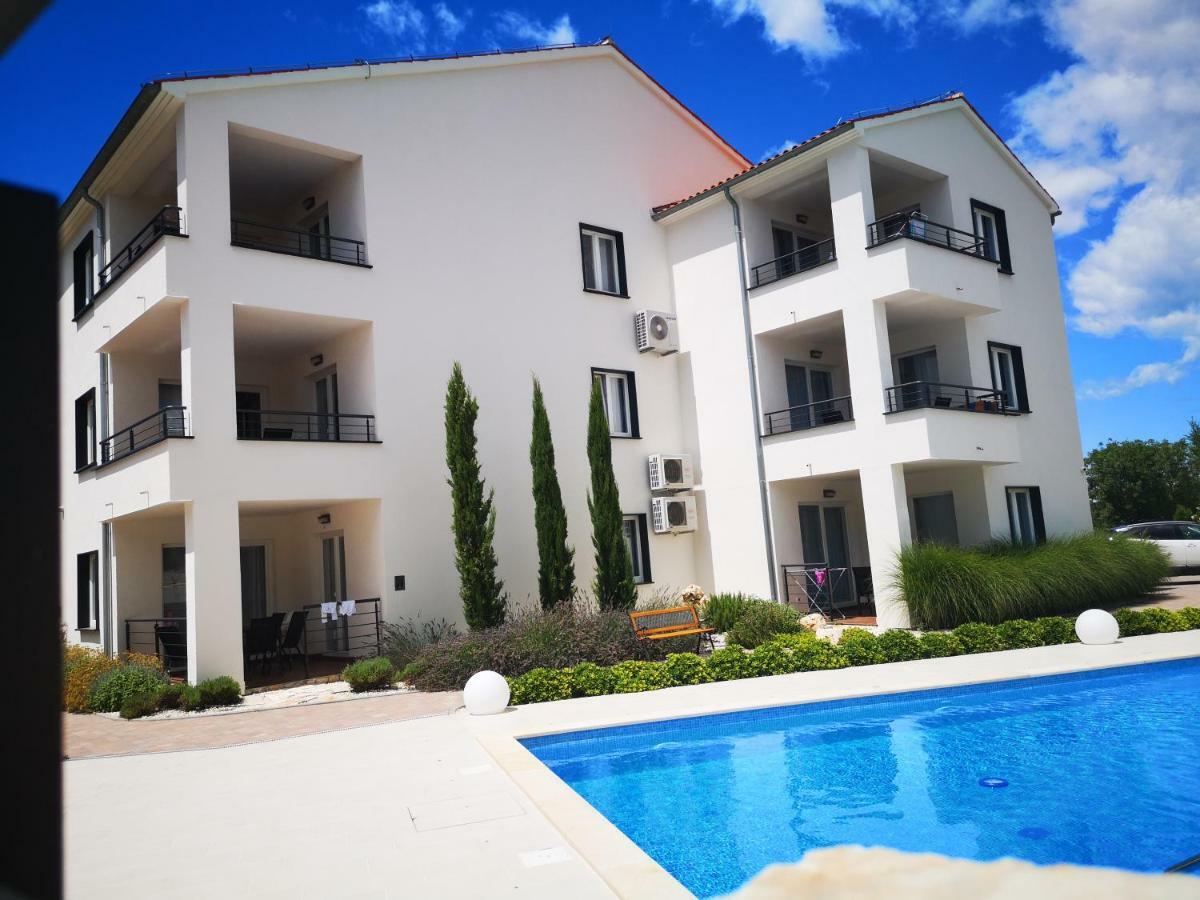 Villa Anja 2Nd Floor Peroj Kültér fotó